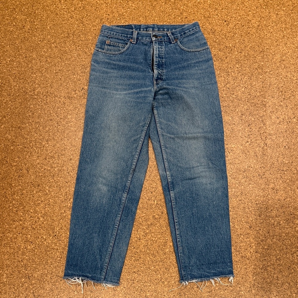 Vintage Levi's Medium Blue Straight Jeans with Raw Hem
